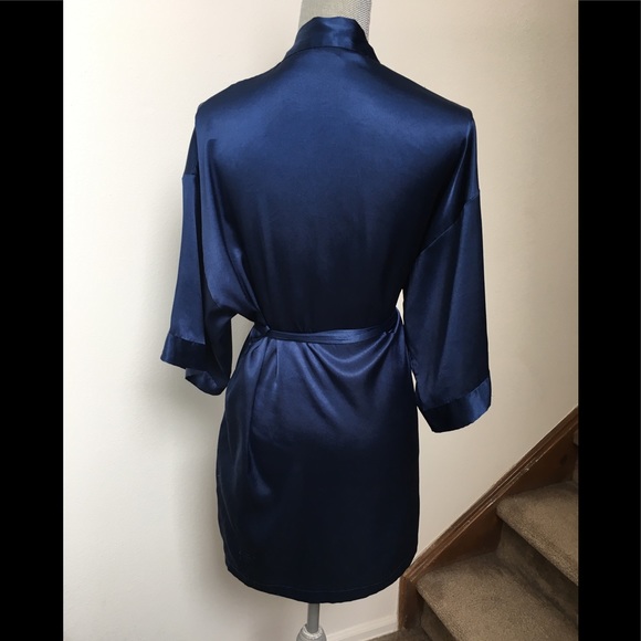 Victoria’s Secret Navy Blue Satin Robe W/ Pockets - Picture 2 of 8